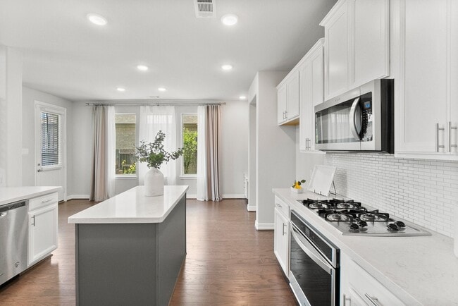 property at 2840 Jehlon Ln