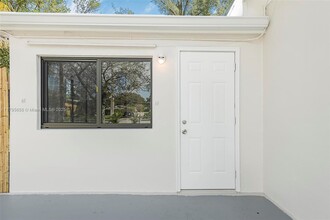 3241 SW 40th Ave in West Park, FL - Building Photo - Building Photo