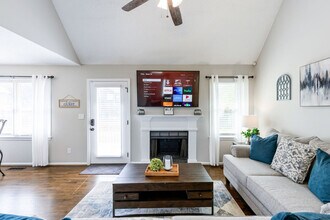 13 Windfield Dr in Cartersville, GA - Building Photo - Building Photo