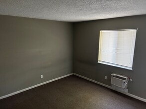 217 N Hamilton St in Shelbyville, IN - Building Photo - Building Photo