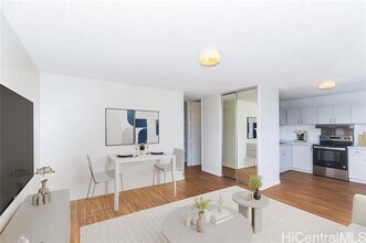 5180 Likini St in Honolulu, HI - Building Photo - Building Photo
