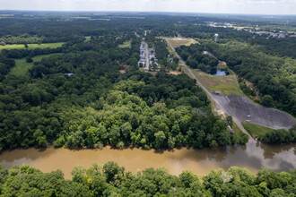 Edge Water Mobile Home Community in Dublin, GA - Foto de edificio - Building Photo