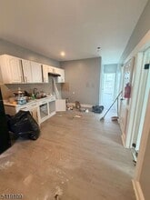 97 N 4th St, Unit 2 in Paterson, NJ - Building Photo - Building Photo