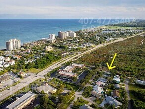 13753 Oleander Ave in Juno Beach, FL - Foto de edificio - Building Photo