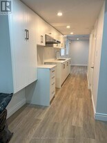 920 Tartan Ct in Kitchener, ON - Building Photo