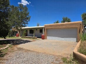 14 Conchas Loop in Santa Fe, NM - Building Photo - Building Photo