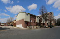 120-150 Bamburgh Cir in Toronto, ON - Building Photo - Building Photo