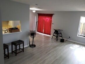 12412 Titus Ct in Tampa, FL - Building Photo - Building Photo