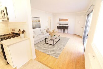 11728 Kiowa Ave in Los Angeles, CA - Building Photo - Building Photo