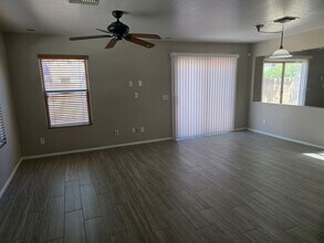 9599 N 81st Dr in Peoria, AZ - Building Photo - Building Photo