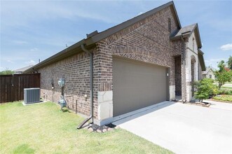 3609 Fawn Meadow Trail in Denison, TX - Building Photo - Building Photo