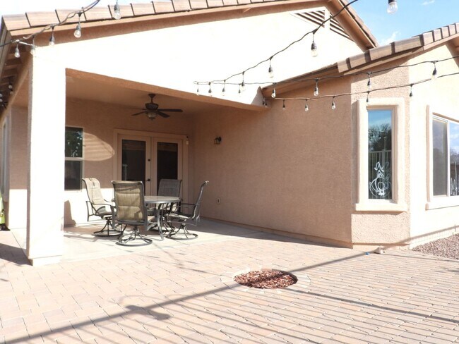 5852 S Copper Hills Dr in Tucson, AZ - Building Photo - Building Photo