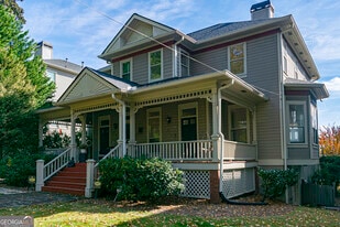 815 Edgewood Ave NE in Atlanta, GA - Building Photo