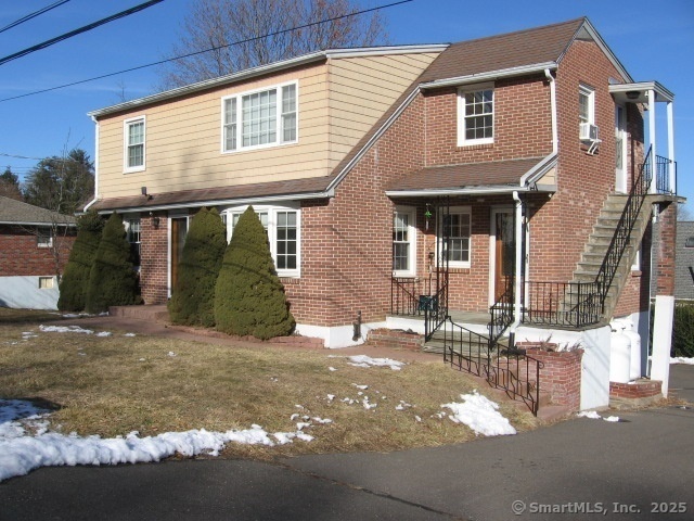 44 Monroe St in Watertown, CT - Building Photo - Building Photo