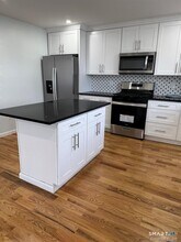 695 Shelton St in Bridgeport, CT - Building Photo - Building Photo