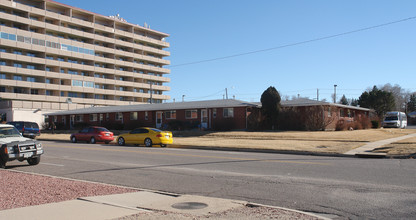 1703 N Meade Ave in Colorado Springs, CO - Foto de edificio - Building Photo