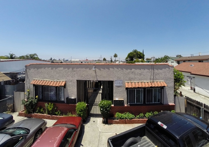 1827 Orange Ave in Long Beach, CA - Building Photo