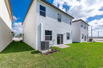 2528 SE 26th Ter in Homestead, FL - Building Photo - Building Photo