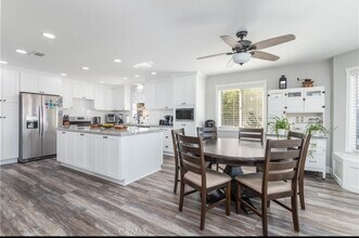 22361 Loch Lomond Dr in Canyon Lake, CA - Building Photo - Building Photo