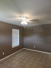 8114 W Elizabeth Ln in Fort Worth, TX - Building Photo - Building Photo