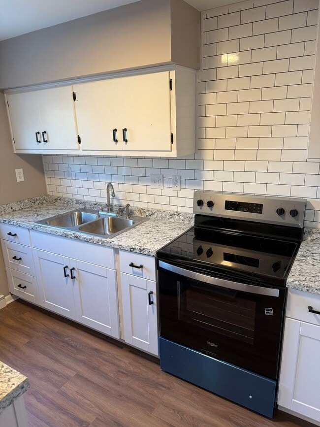 2410 Boulevard in Colonial Heights, VA - Building Photo - Building Photo