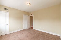 2310 N Park Ave photo'