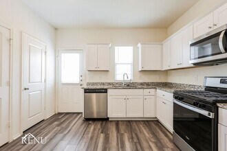 5139 Firefly Hls in Saint Hedwig, TX - Building Photo - Building Photo