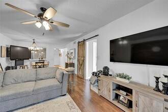 8592 W Sunrise Blvd, Unit 206 in Plantation, FL - Building Photo - Building Photo