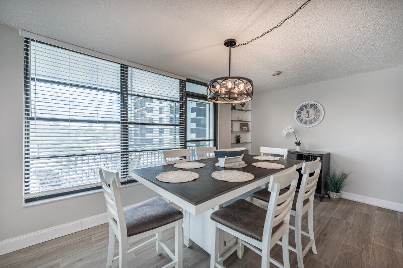 629 Alhambra Rd in Venice, FL - Building Photo