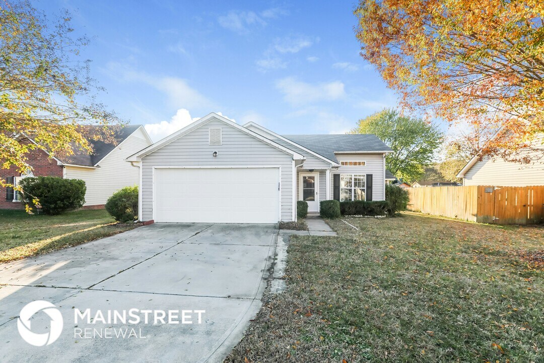 4105 Runaway Cir in Monroe, NC - Building Photo