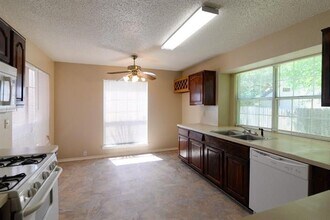 1152 Calvert Dr in Cedar Hill, TX - Building Photo - Building Photo