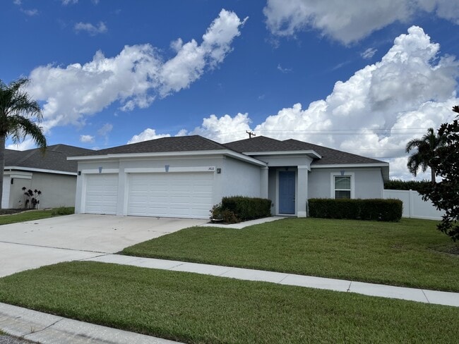 property at 3822 Milflores Dr