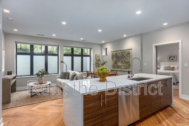 property at 1345 K St SE