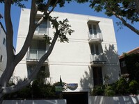 831 2nd Street in Santa Monica, CA - Foto de edificio - Building Photo