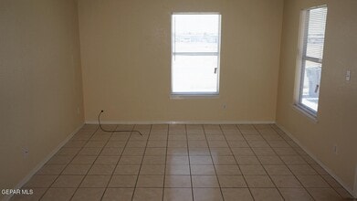 8909 Herbert St in El Paso, TX - Building Photo - Building Photo