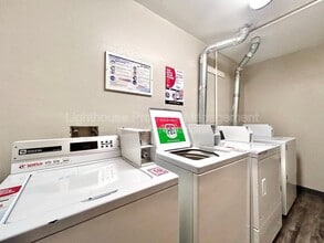 585 W Randall St in Coopersville, MI - Foto de edificio - Building Photo