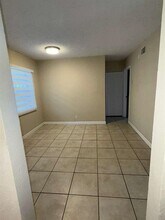 4841 NW 9th Dr, Unit 4840 in Plantation, FL - Building Photo - Building Photo