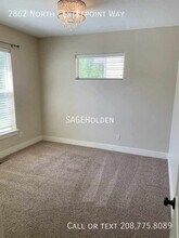 2862 N Centrepoint Way in Meridian, ID - Building Photo - Building Photo