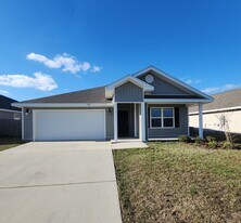 7165 Ellie B Dr in Panama City, FL - Building Photo