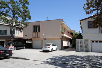 922 S Bedford St in Los Angeles, CA - Building Photo - Primary Photo