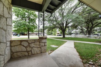 211 Veda Mae Dr in San Antonio, TX - Building Photo - Building Photo