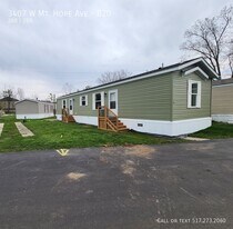 3407 W Mt Hope Ave in Lansing, MI - Building Photo