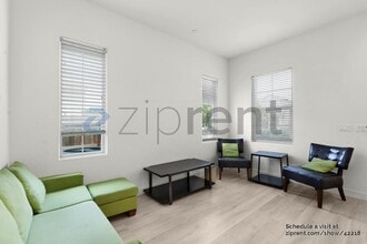 4411 Natomas Central Dr in Sacramento, CA - Building Photo - Building Photo