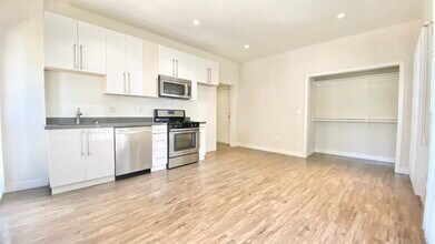 3194 W 7th St in Los Angeles, CA - Building Photo - Building Photo