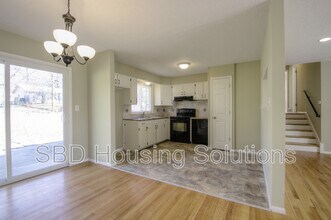 9313 Palmer Ave in Kansas City, MO - Building Photo - Building Photo