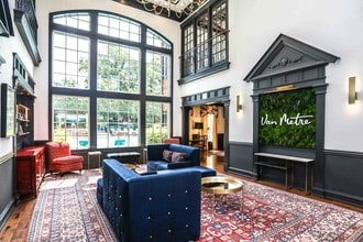 Fairfax Square in Fairfax, VA - Building Photo - Interior Photo