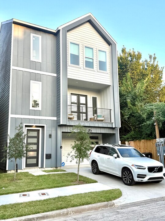 2807 Brailsfort St in Houston, TX - Building Photo