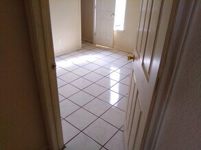 2903 cantabrian dr, Unit B in Killeen, TX - Foto de edificio - Building Photo