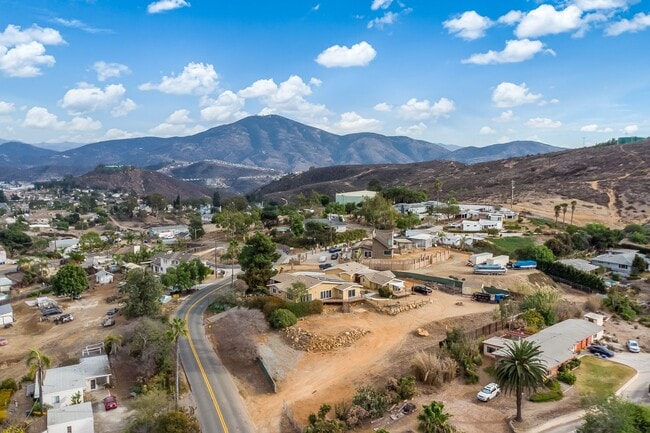 9497 Montemar Dr in Spring Valley, CA - Building Photo - Building Photo