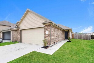 25372 Claremont Hills Ln in Porter, TX - Building Photo